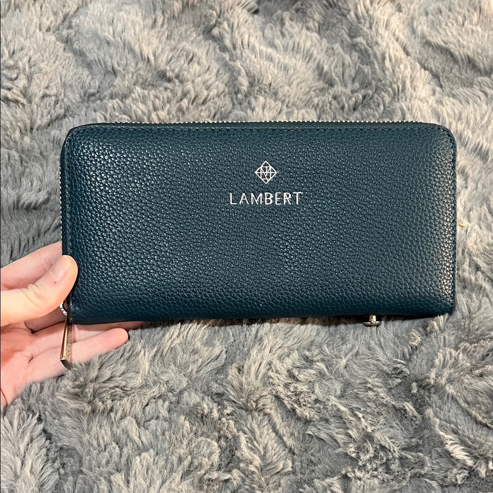 Lambert Women's Wallet - Elegant Black